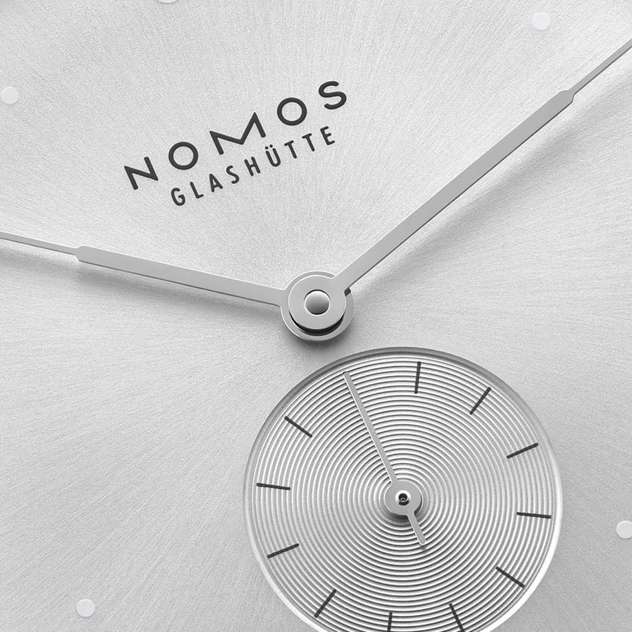 保証10ヶ月有。NOMOS ノモス メトロ 33 オールシルバー NM1122 メトロ（NOMOS GLASHUETTE） 【正規品・メーカー保証付き】ノモス