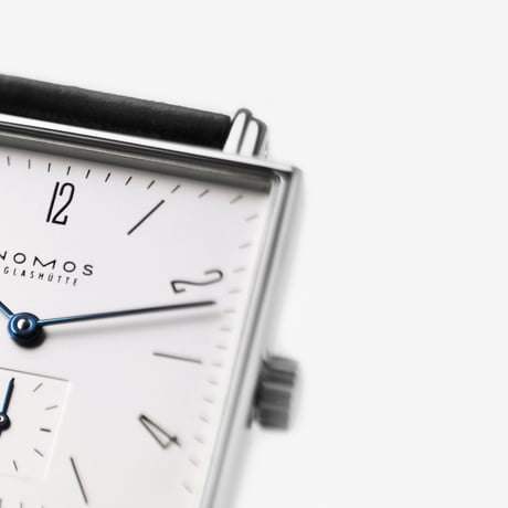 NOMOS Glashütte / Tetra /  NM406 406