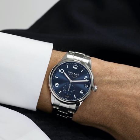 NOMOS Glashütte / Club Sport neomatik 42date blue / CLS161011BL2CSM  782