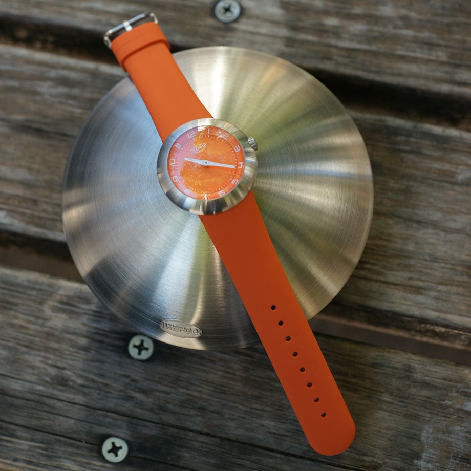 【未使用品】マークニューソン IKEPOD DUOPOD ゴールドドット In-Depth: マーク・ニューソンが今再びアツい！ 90年代の草分け