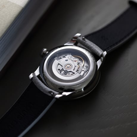 Louis Erard / Regulator Grave Blue / Noirmont Mètiers d‘Art / LE85248AA15BVA159