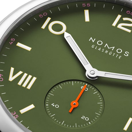 NOMOS Glashütte / Club Campus 38 All Olive / NM739.GB