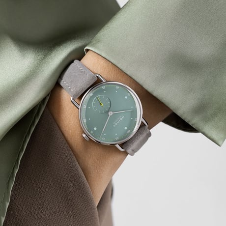 NOMOS Glashütte / METRO 33 / NM1124