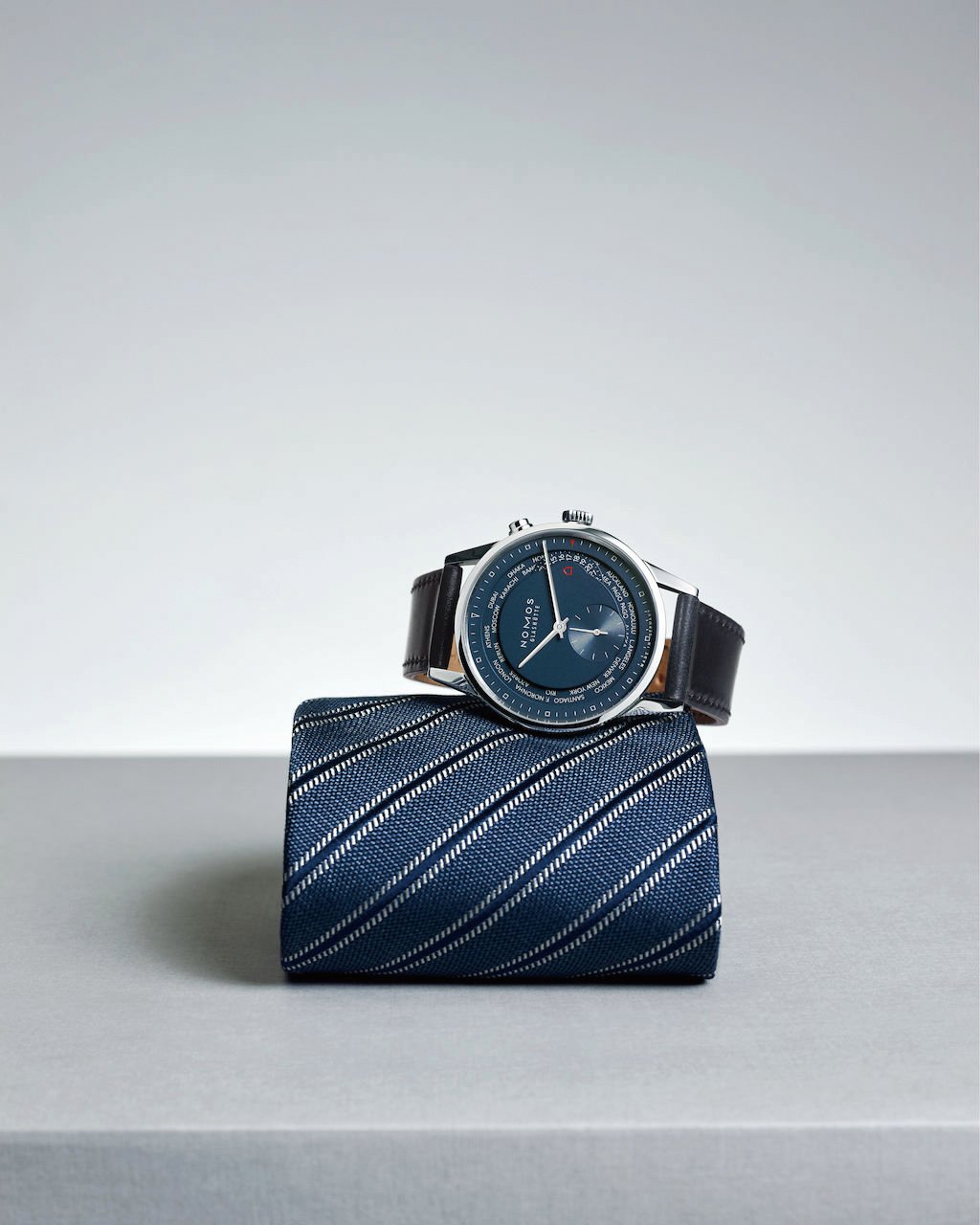UNITE WORLD ワールドタイム時計 NOMOS Glashütte / Zurich World Timer Midnaight