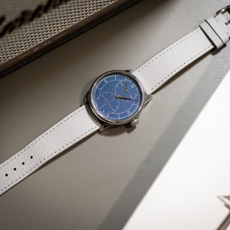 Louis Erard / Regulator Grave Blue / Noirmont Mètiers d‘Art / LE85248AA15BVA159