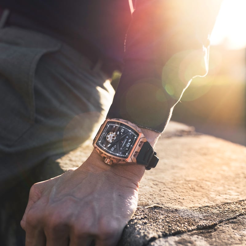 BLACKOUT WATCHES / XP1 Tourbillon Titanium Rose