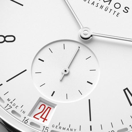 NOMOS Glashütte / Tangente 2 Date / NM135