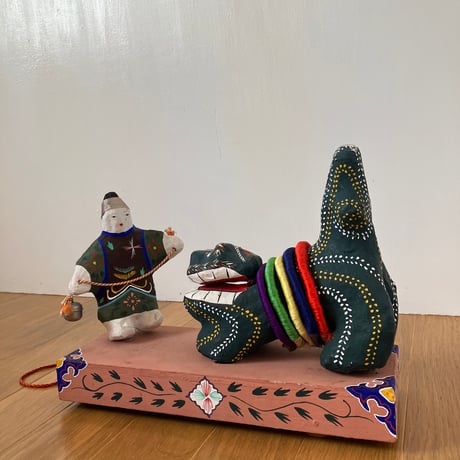 琉球郷土玩具「シシメーサー」（古）
