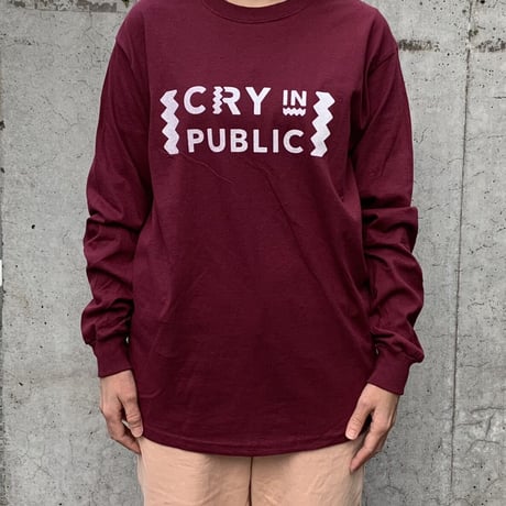 CRY IN PUBLIC の ロン T