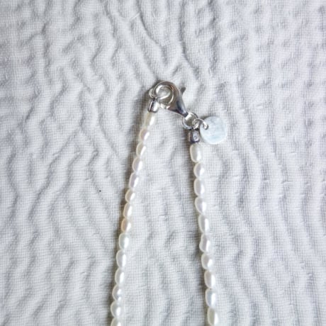 ERA.　TWNKL PEARL NECKLESS【White Long】