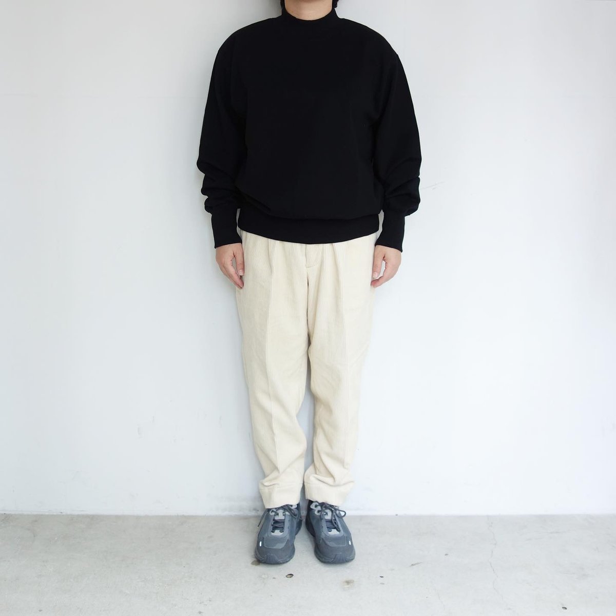 homspun コンパクト裏毛 プルオーバー【ブラック homspun コンパクト裏毛 プルオーバー【ブラック