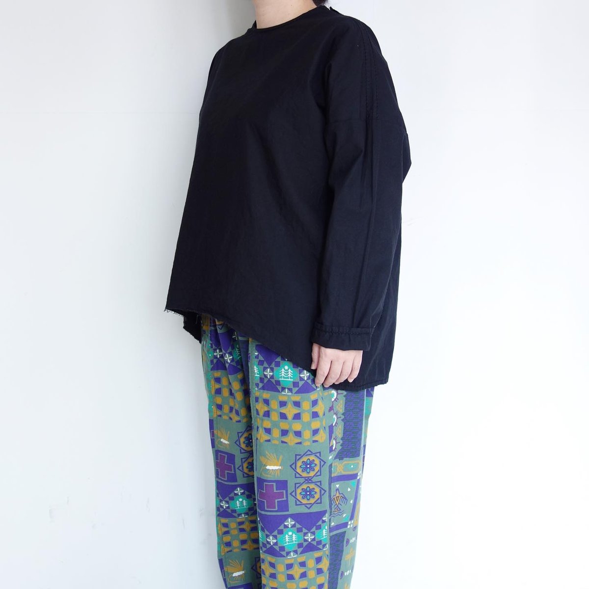 homspun ライトオンスシャンブレー プルオーバーブラウス【ブラック