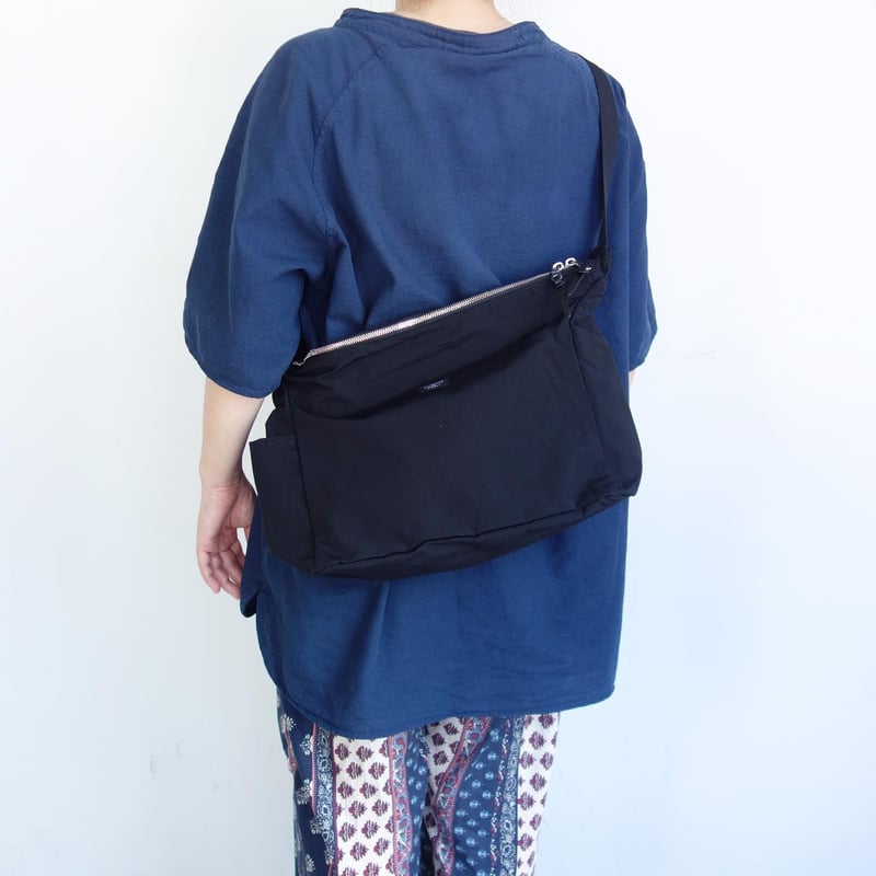 STANDARD SUPPLY SIMPLICITY TRIANGLE SHOULDER 【B