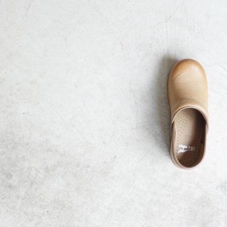 dansko　Professional Distressed【Honey】