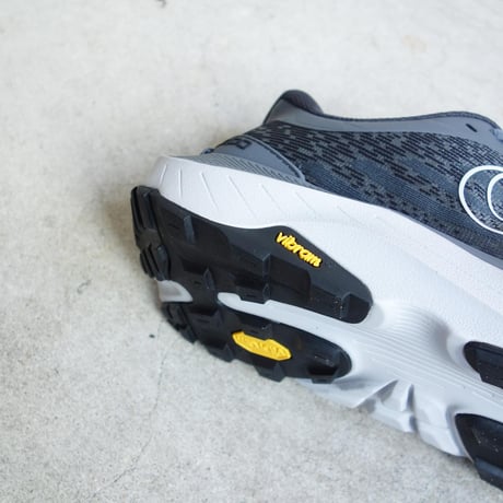 TOPO Athletic　ULTRAVENTURE4 for men's