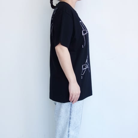 Rhodolirion　Printed Making a bow with Ribbion Tee【Black】