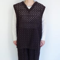 South2 West8　Sleeveless V Neck Shirt - Cutwork Embroidery