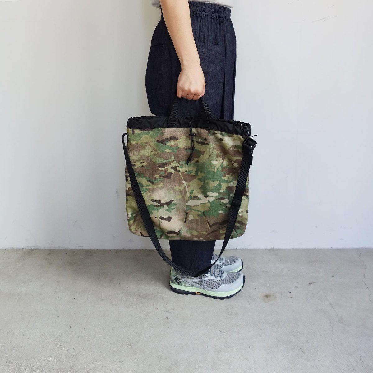ARTS&CRAFTS 2WAY FLAT SHOULDER (multicam) | fol...