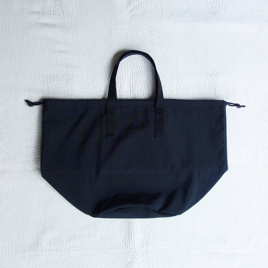 ERA. TAS HELMET BAG【Black】 | folkhimeji's STORE