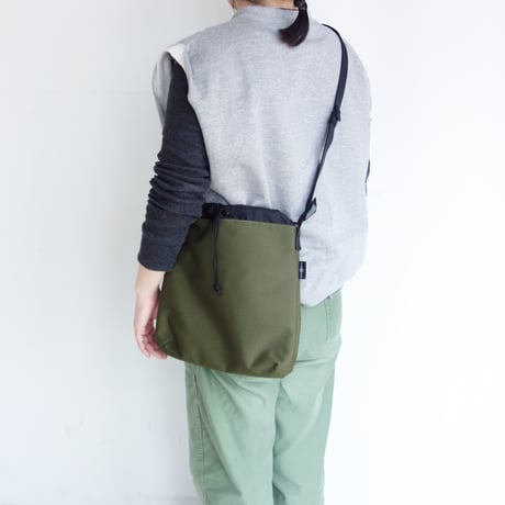 ART&CRAFTS　DURABLE NYLON CHALK SHOULDER L【Olive】