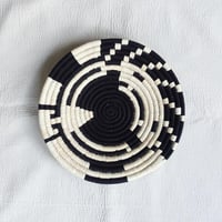Suno&Morrison　Sabai Plate【Geometric Black】