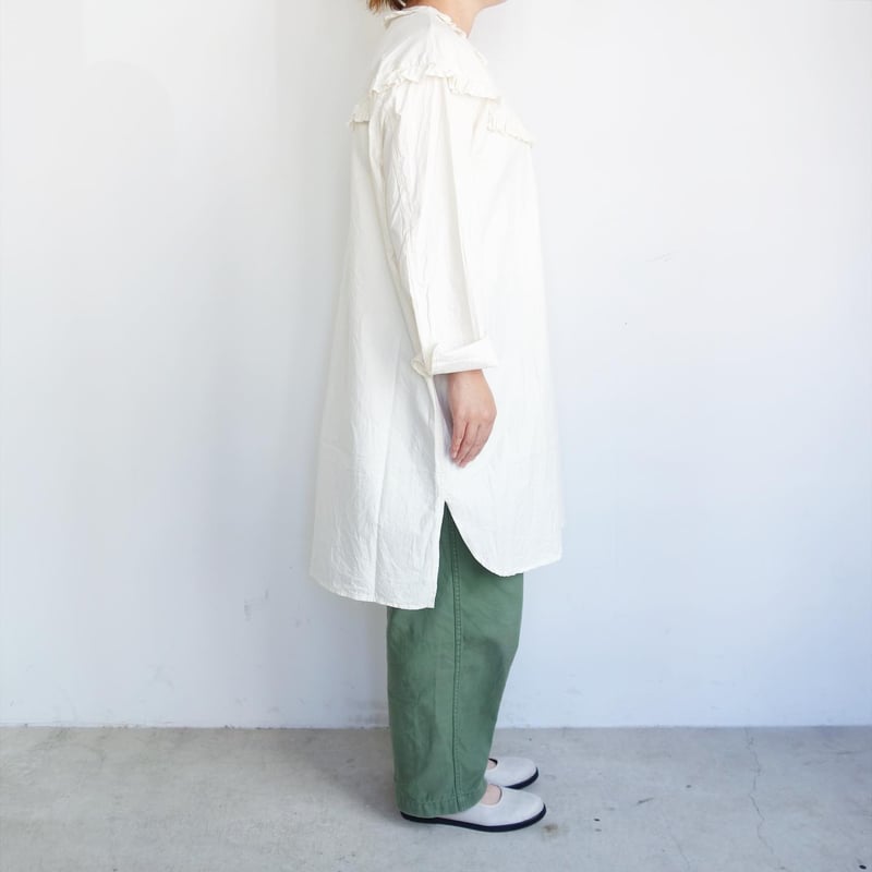 homspun コットントリプルツイル ロングフリルブラウス【キナリ