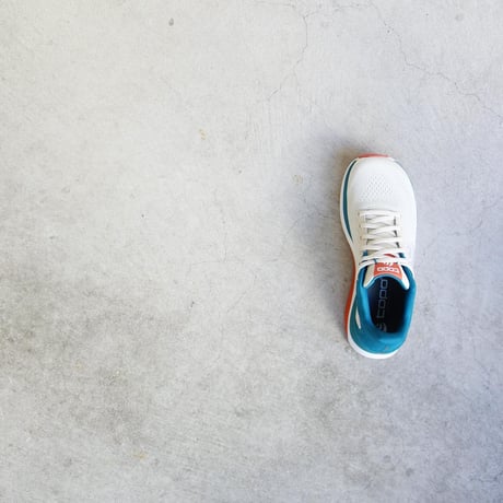 TOPO Athletic　ULTRAFLY 4【sand / ocean】for men's