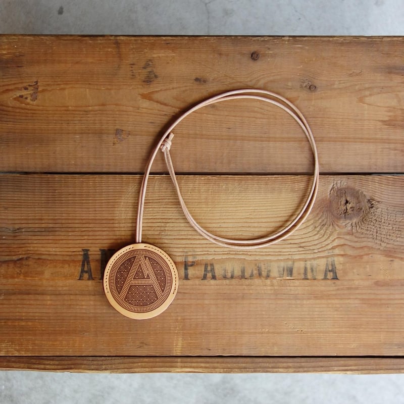 Mountain Research Round Key Case (MTR3425) | fo