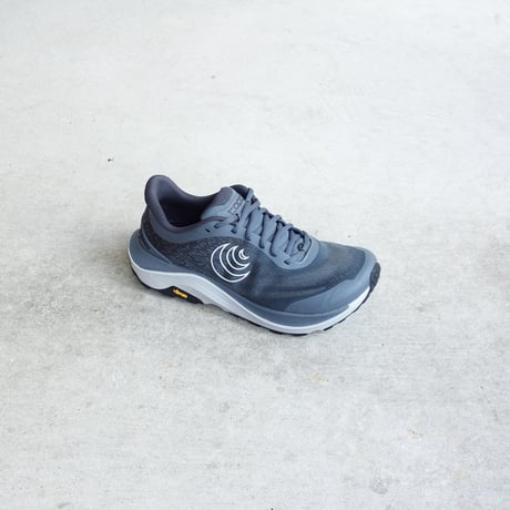 TOPO Athletic　ULTRAVENTURE4 for men's