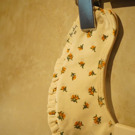 【Konges Sløjd】BASIC 2 PACK FRILL BIB - PEONIA LIMONE/BRAZILIAN SAND