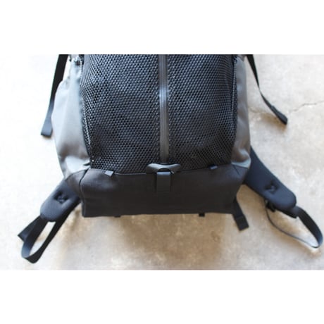 OVERNIGHT pack  / mesh (Charcoal Gray/Black)