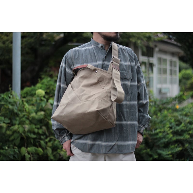 gron L size (Beige/leather handle) | ripa