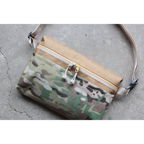 TRAIL SACOCHE (col/Coyote-camo)