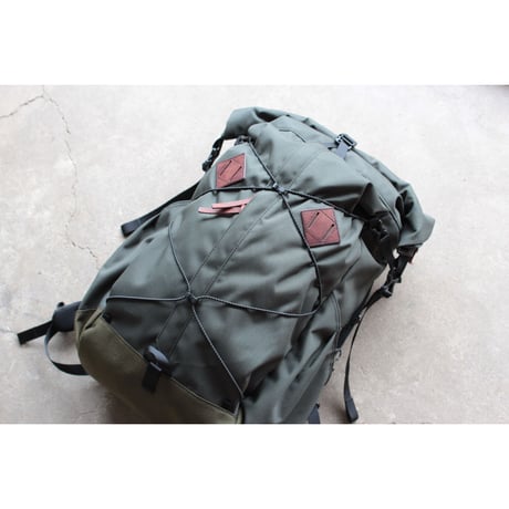 OVERNIGHT 35 (Khaki/Khaki)