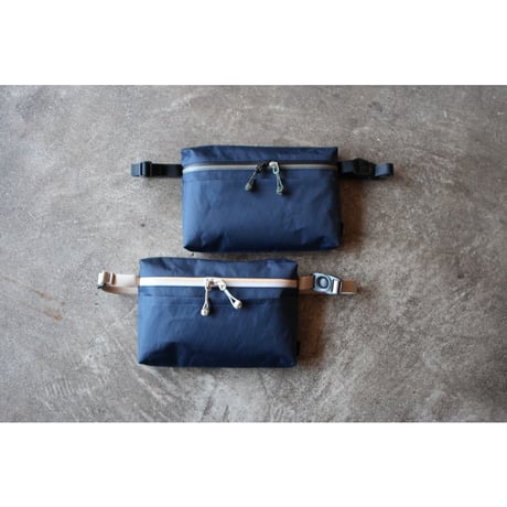 TRAIL SACOCHE (col/Dark Navy)