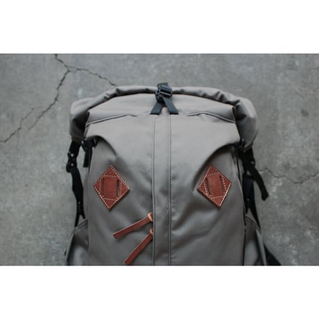 OVERNIGHT 35 (Fawn Beige/Beige)
