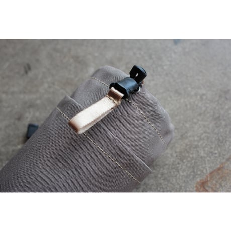 Bottle holder (Fawn Beige/Mustard/Blue)