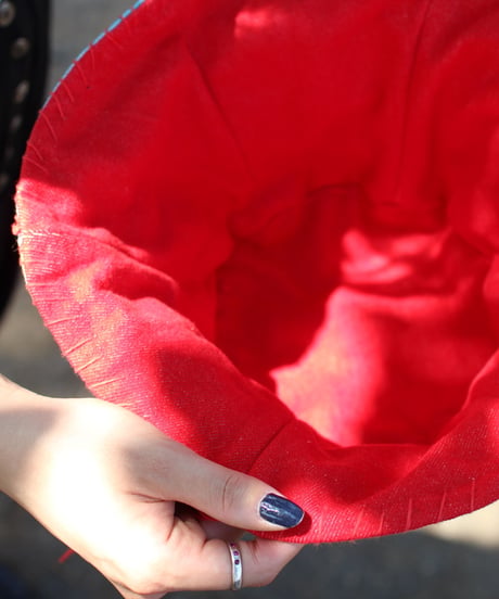 【nisai × daisuke kondo】”遊びと色の果て” After Painting Play Hat / 003