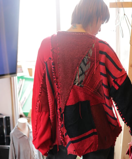 "レッドエンド・ガールフレンド" Red end girl friend, reconstructed from red knit vintages
