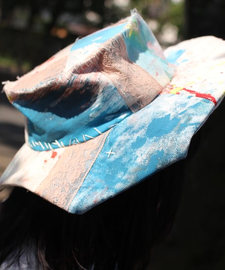"色になでられ" Painted cloth with Antique lace Patchwork hat, Rebuild by vintages