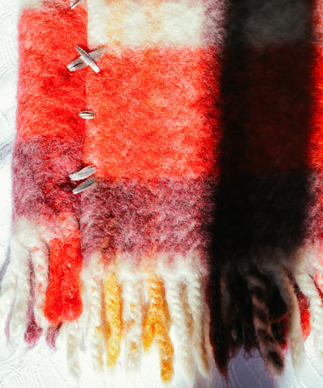 "銀と虹のリボン" Vintage knit Rebuild Muffler by Rainbow and Silver Ribbon Stitch