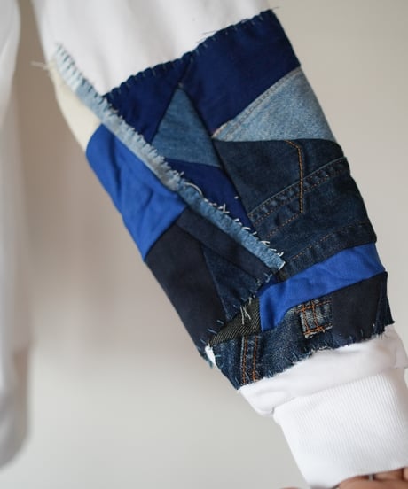 "つぎはぎのデニムスリーブトレーナー 第四色" Patchwork denim sleeve trainer, Rebuild by vintages