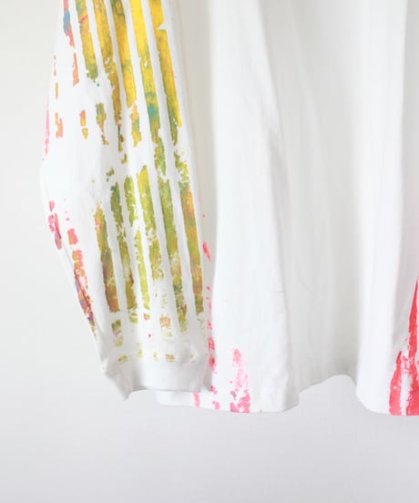 "色彩手刷り（あるいは翼）のロンT" Multi color hand-printed (or winged) long-sleeved T-shirt