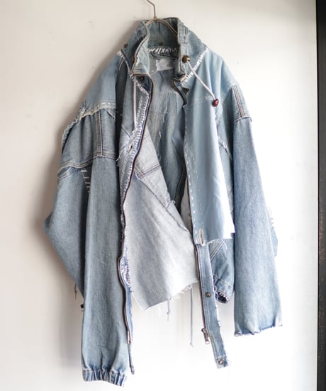 "すれちがって巡り合う青" FAREWELL AND REUNION Denim jacket, reconstructed from denim vintages