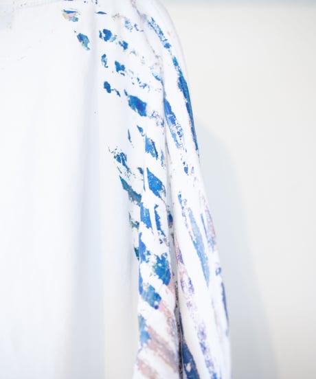 "色彩手刷り（あるいは翼）のロンT／第十八色" Multi color hand-printed (or winged) long-sleeved T-shirt