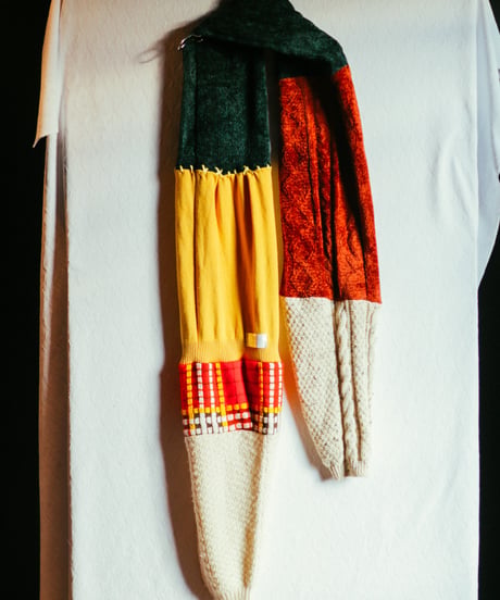 "若い多声音楽" Vintage knit Rebuild Muffler by Polyphony