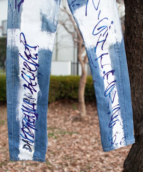“白い祈り” White Prayer, Blue Courage, Based on Vintage Levi’s