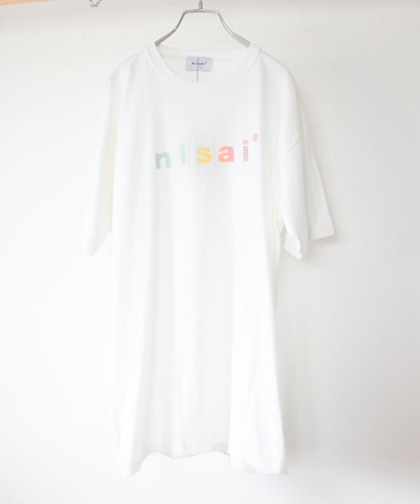 "色彩の名を刻んだTシャツ" T-shirt with the name of color