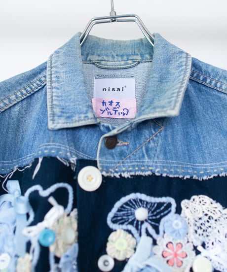 《nisai × カオス・ゾルディック》"リボンと花束の手刺繍のデニムジャケット" Denim jacket with hand-embroidered ribbon and bouquet