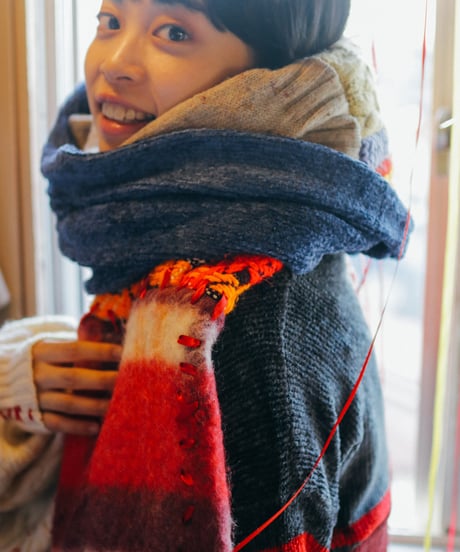 "リボンとラグ" Vintage knit Rebuild Muffler by Rug and Ribbon Stitch